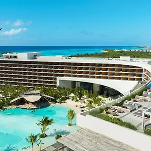 https://secrets-moxche-playa-del-carmen.quintano-roohotels.com