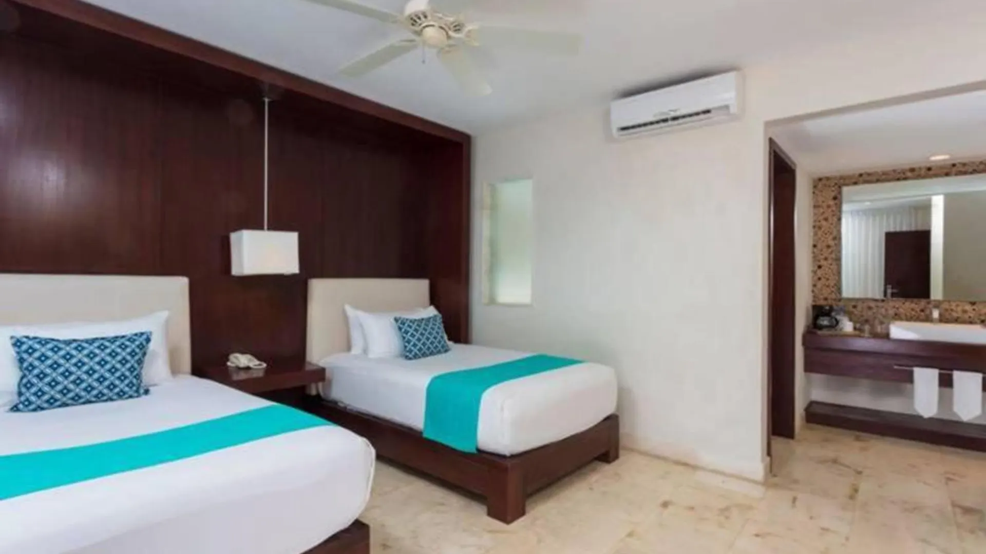 ****  Hotel The Palm (Adults Only) Playa del Carmen Mexico